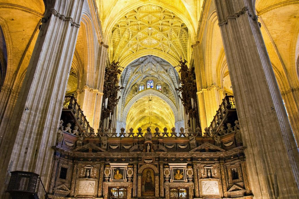 Seville Cathedral: Small Group Guided Tour