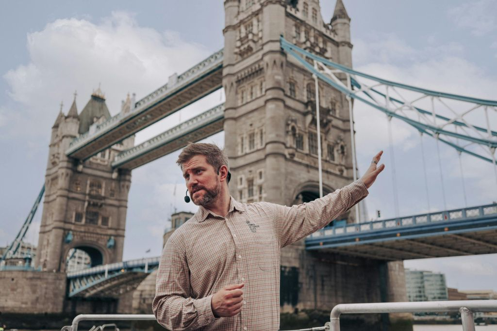 London: Guided Thames River Cruise