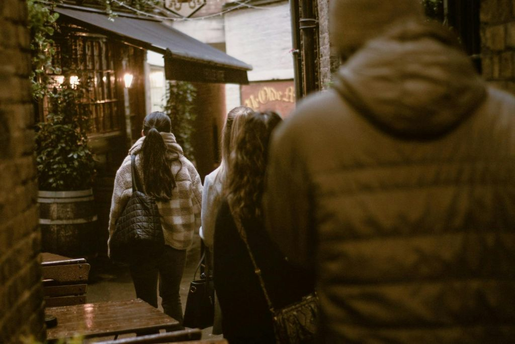 London: Pubs & Taverns Guided Walking Tour