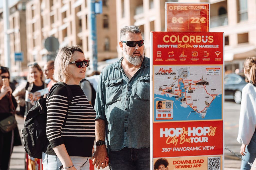 Colorbüs MarseilleCircuit touristique en bus Hop-on Hop-off de 24 ou 48 heures