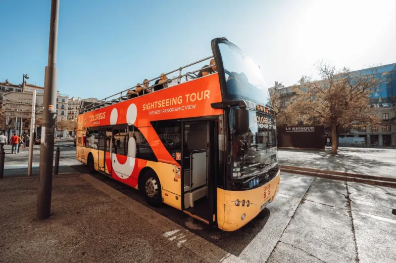 Colorbüs MarseilleCircuit touristique en bus Hop-on Hop-off de 24 ou 48 heures