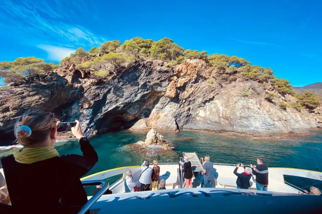Costa Brava: Excursión en barco desde Roses + Audioguía
