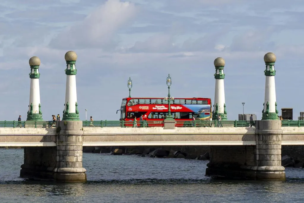 Bus turístico de San Sebastián