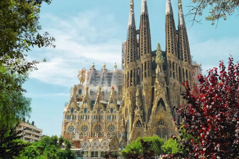 Sagrada Familia: Entrada sin colas + Tour guiado para grupos reducidos