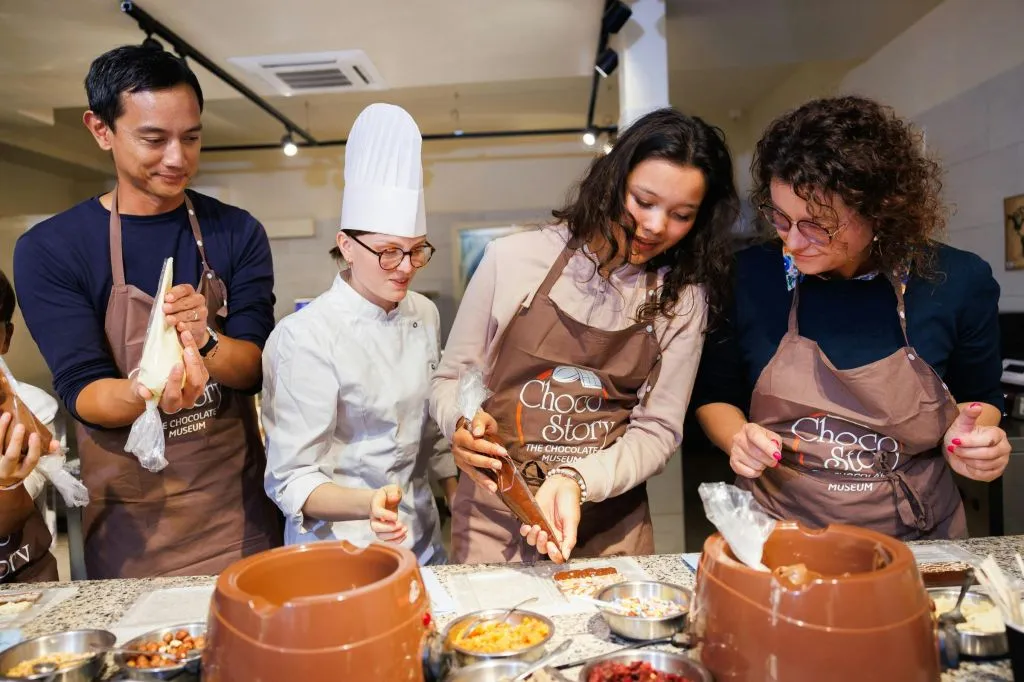 Choco Story Colmar: Biglietto d'ingresso + Audioguida + Laboratorio di cioccolato e degustazioni