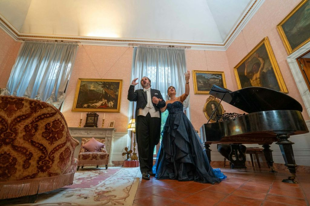 Palazzo Doria Pamphilj: Secret Apartments Guided Tour + Opera Concert