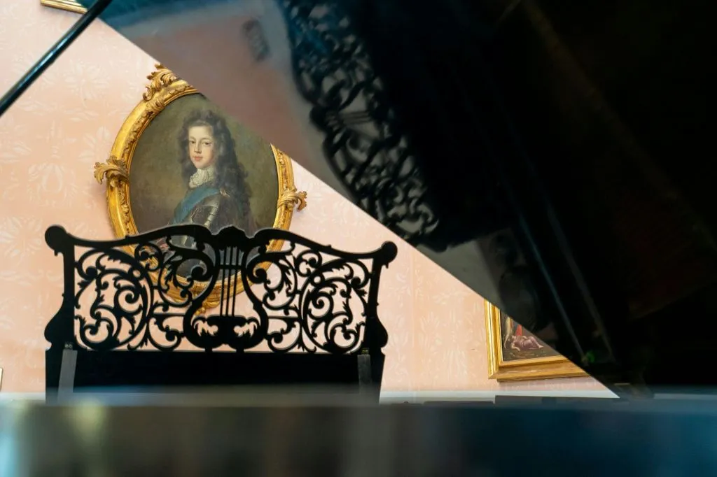 Palazzo Doria Pamphilj: Secret Apartments Guided Tour + Opera Concert