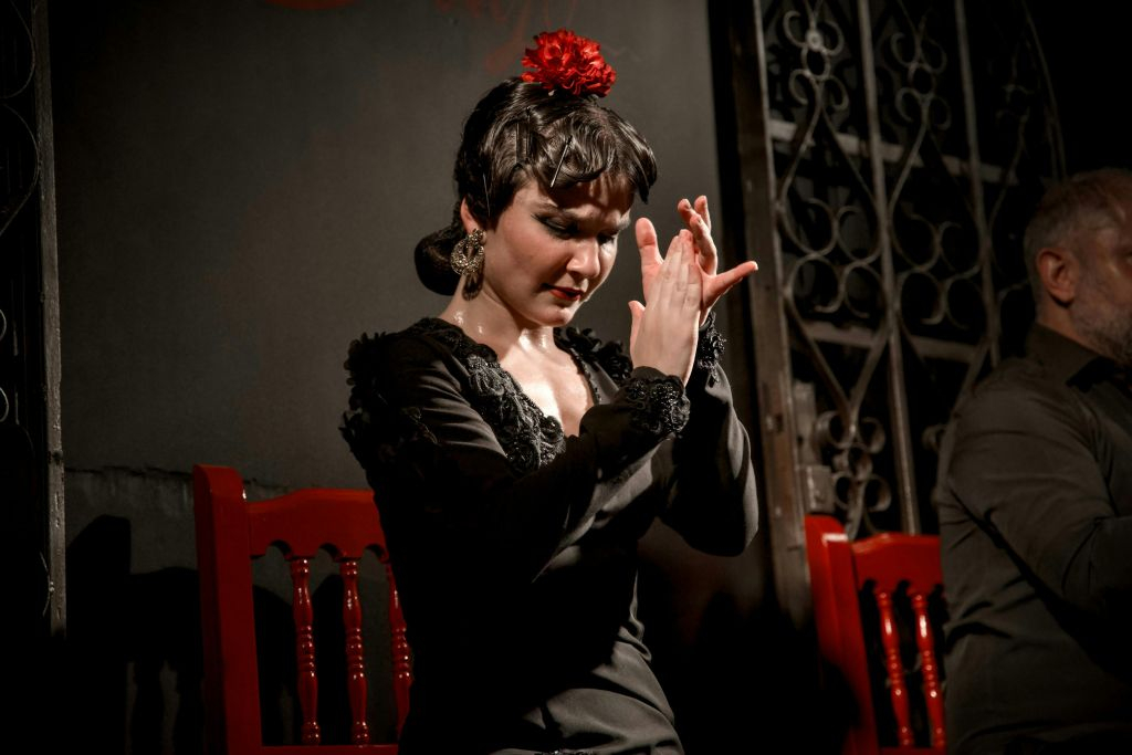 Taberna Flamenca El Cortijo: Espectáculo de flamenco + Tapas opcionales
