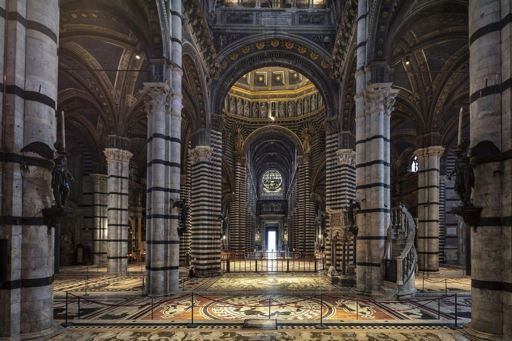 Siena: Tour guidato a piedi + Ingresso alla Cattedrale e al Palazzo delle Papesse