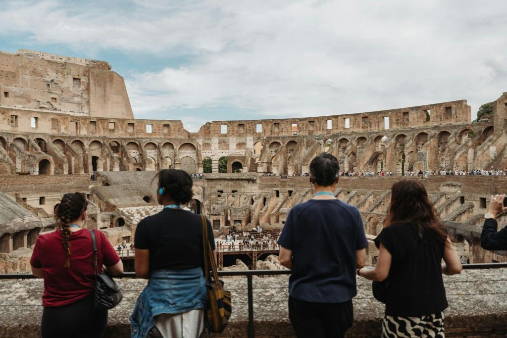 Catacombe romane, Via Appia e Colosseo: tour guidato + trasporto