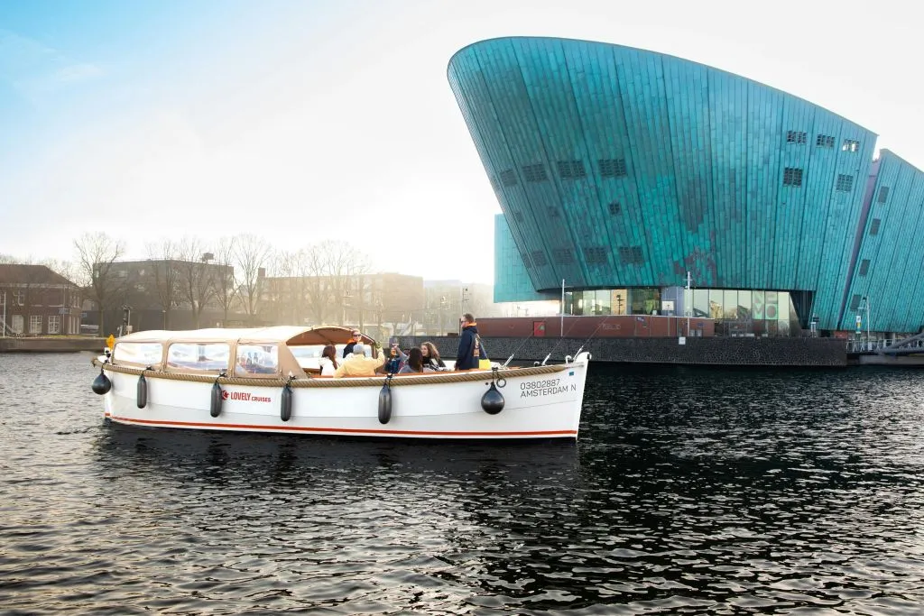 Ámsterdam: Paseo en barco de lujo por los canales desde la Casa de Ana Frank