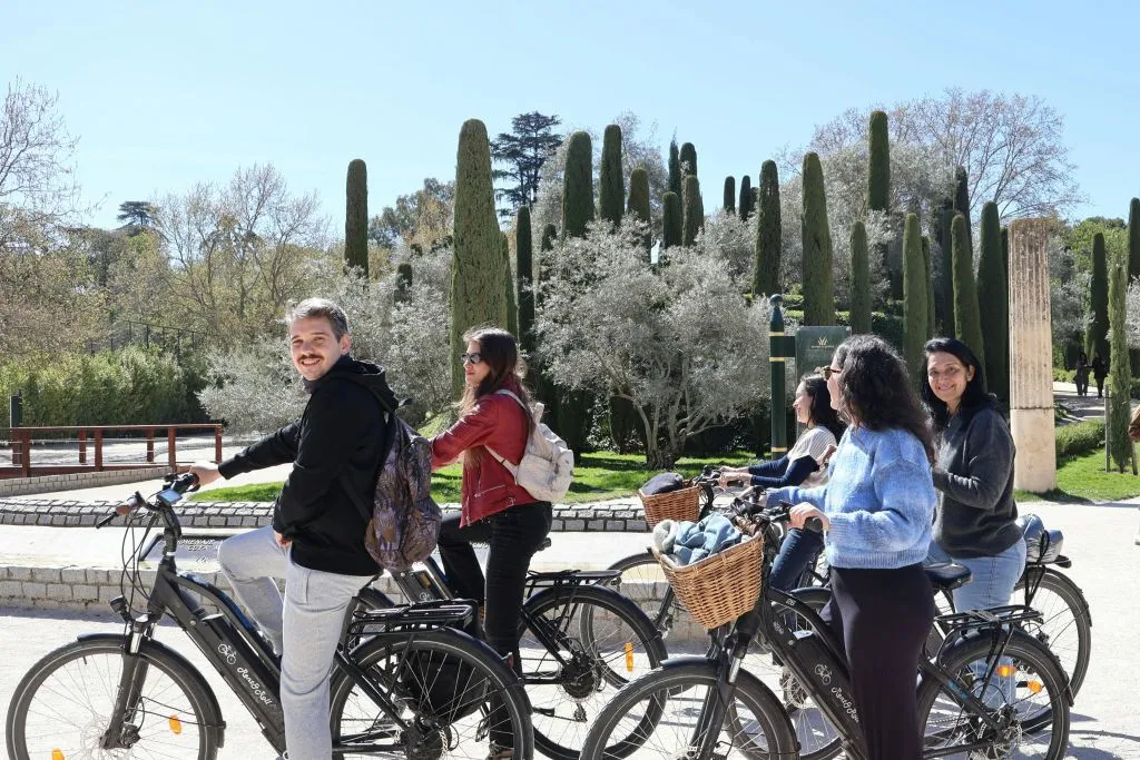 Museo del Prado: Entrada sin colas + Visita guiada + Recorrido en bicicleta eléctrica por el Parque del Retiro