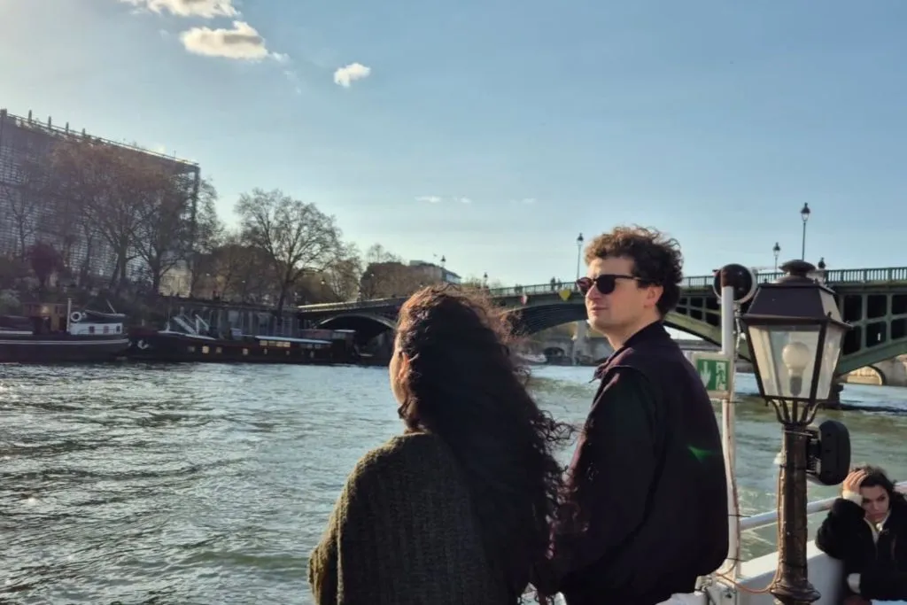La Seine : croisière touristique au coucher du soleil + 1 boisson