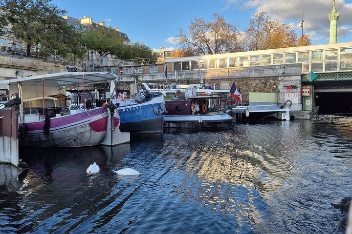 Canal Saint-Martin et Seine : croisière touristique guidée