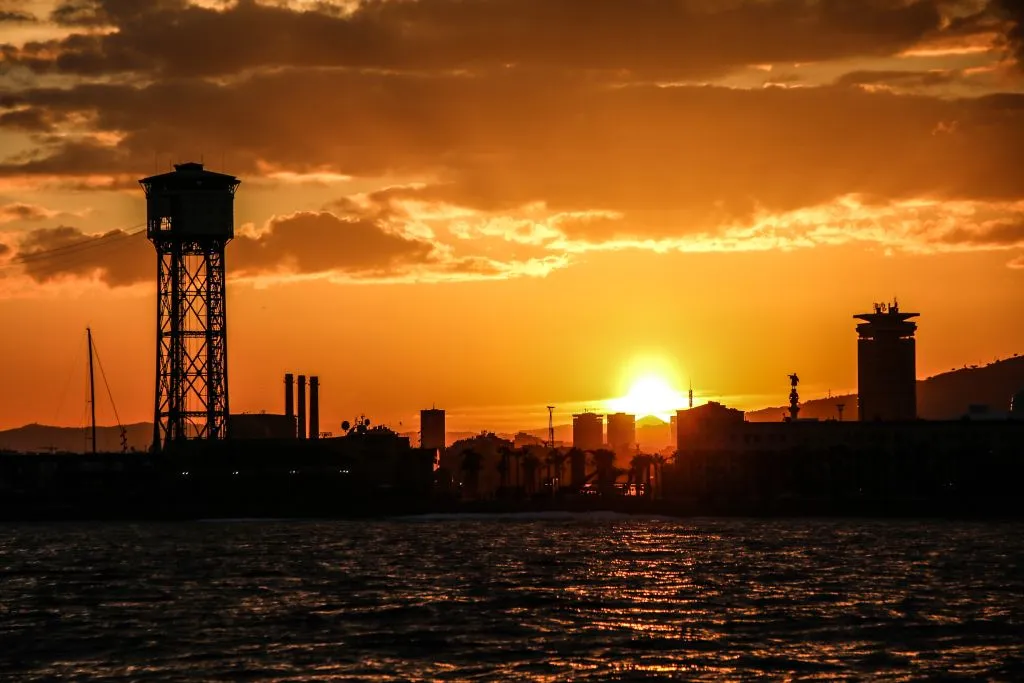 Barcelona Sailing Experience - Sunset