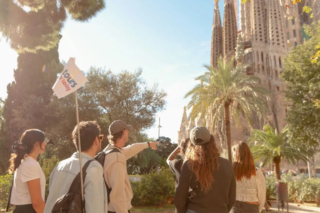 Sagrada Familia: Entrada sin colas + Tour guiado semiprivado