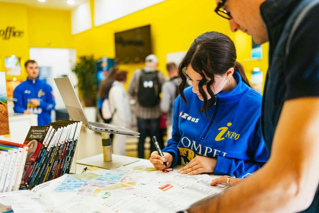 Pompei: biglietto salta la coda + trasporto andata e ritorno da Napoli