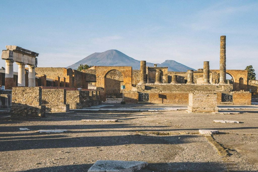Pompei: biglietto salta la coda + trasporto andata e ritorno da Napoli