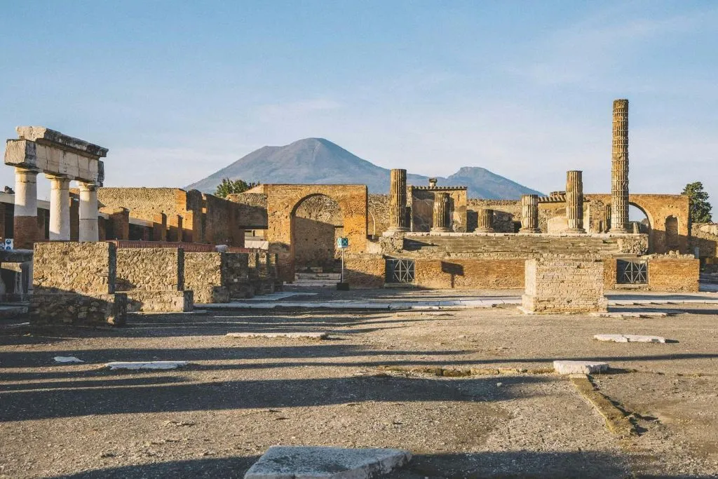 Pompei: biglietto salta la coda + trasporto andata e ritorno da Napoli