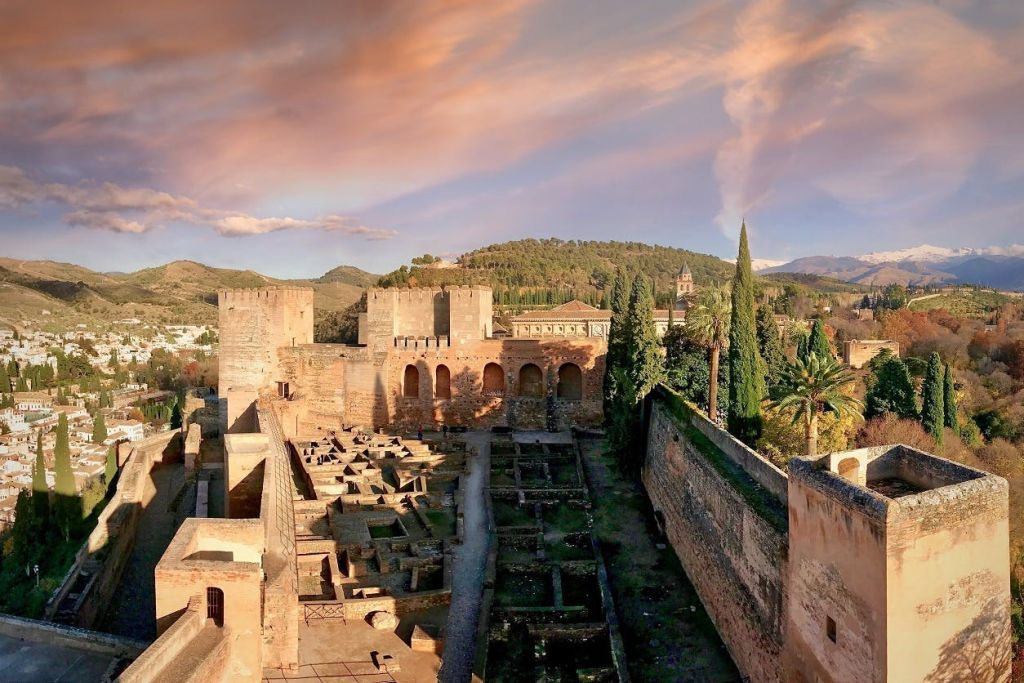 La Alhambra, los Palacios Nasríes, el Albaicín y el Sacromonte: visita guiada privada