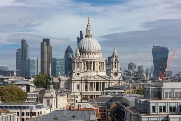 Londra: ingresso alla Cattedrale di St Paul con audioguida + Pass giornaliero per l’ Uber Boat