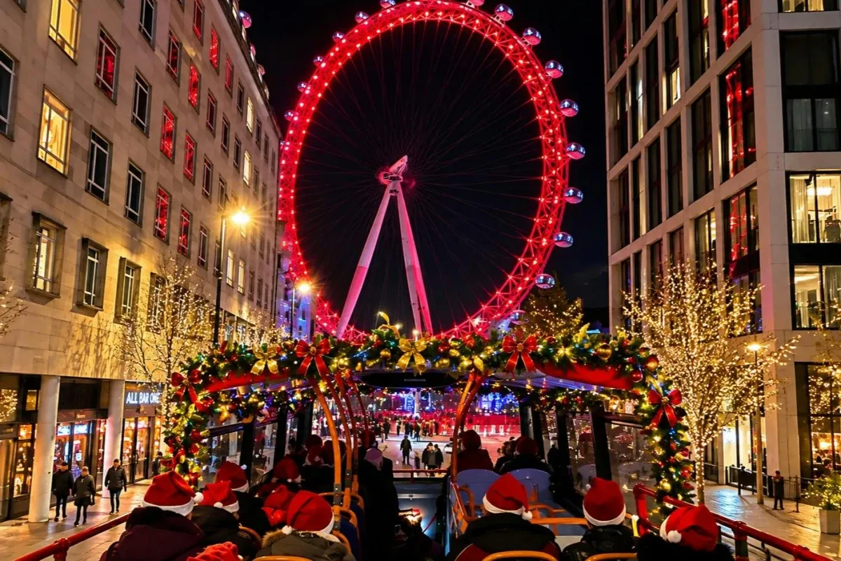 London: Christmas Lights Bus Tour with Audio Guide + One-Way Uber Boat