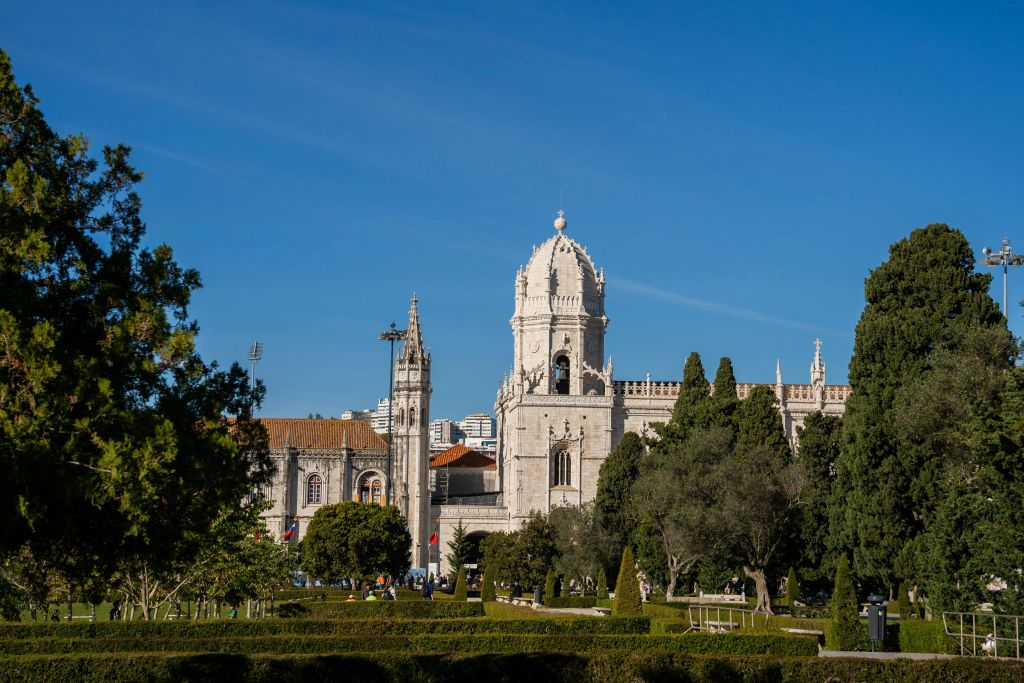 Lisboa: Excursão de 48 horas de elétrico «Royal & Legacy» e «Hills» com entrada e saída livre + audioguia
