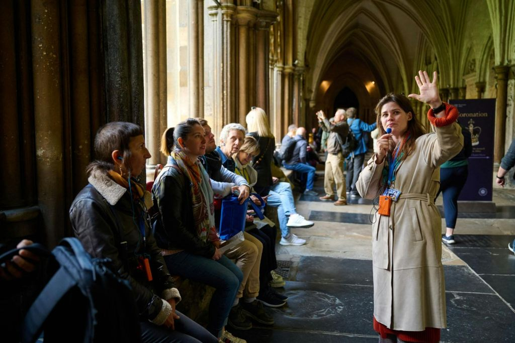 London: Full-Day Walking Tour + River Cruise