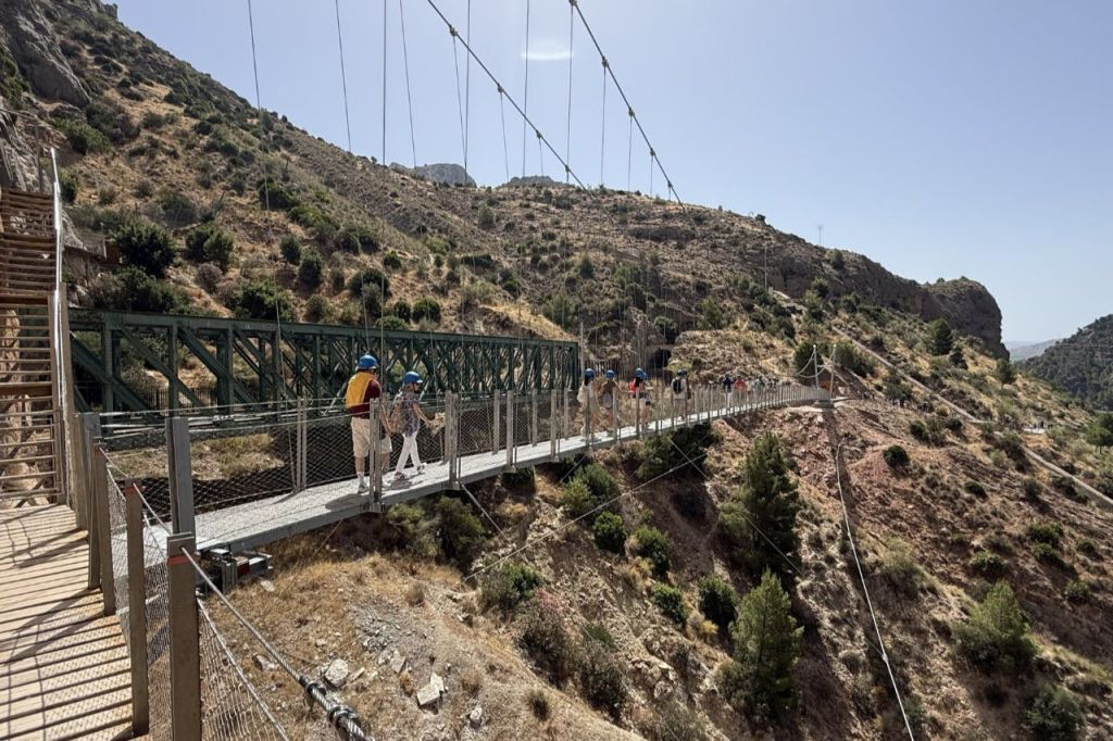Caminito del Rey: Visita guiada desde Málaga + Visita a Álora + Comida