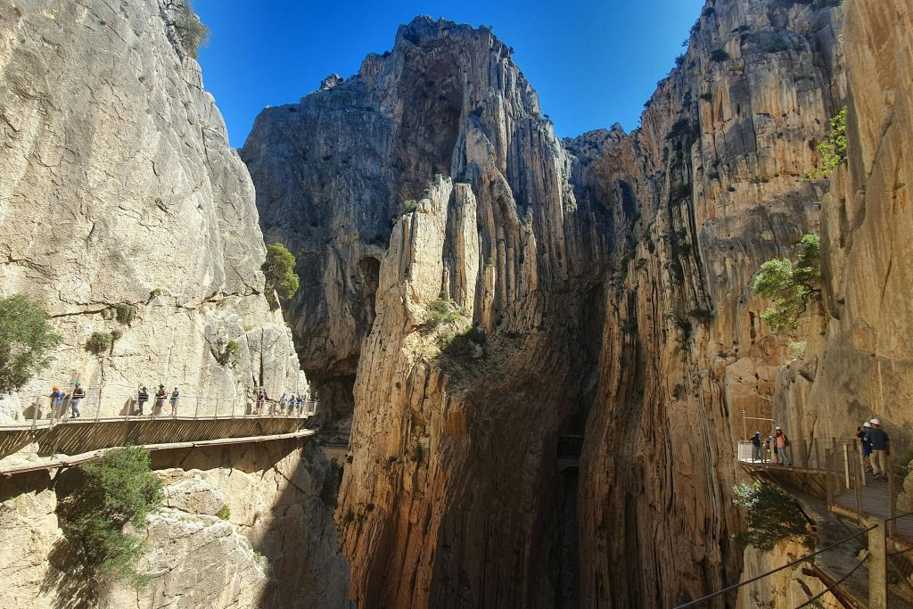 Caminito del Rey: Visita guiada desde Málaga + Visita a Álora + Comida
