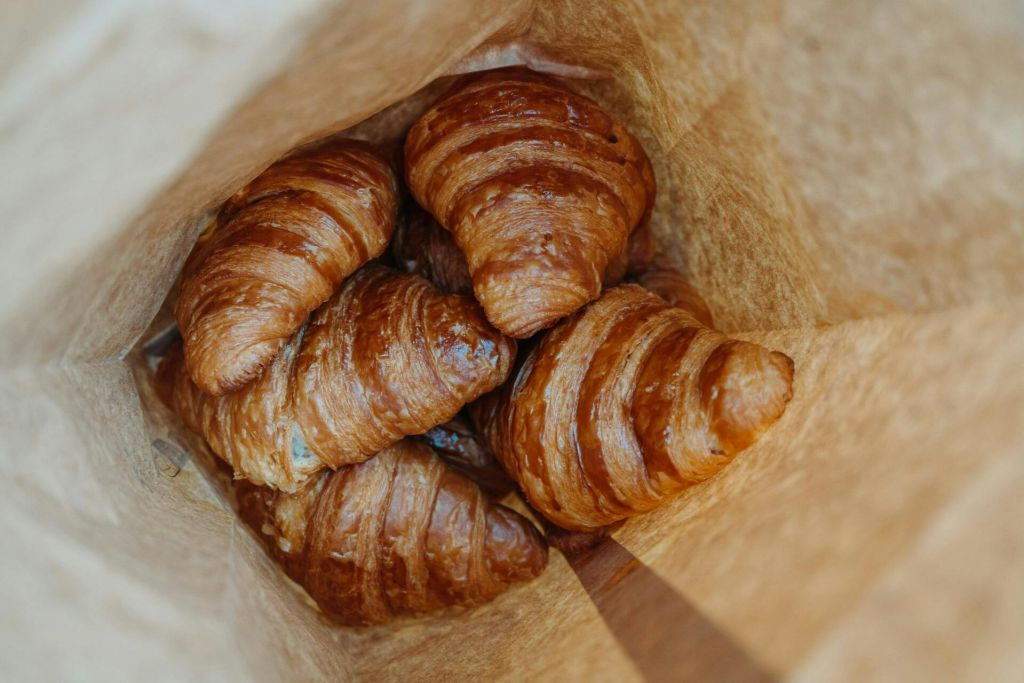 Paris : visite gastronomique guidée à pied en petit groupe + dégustations et vin