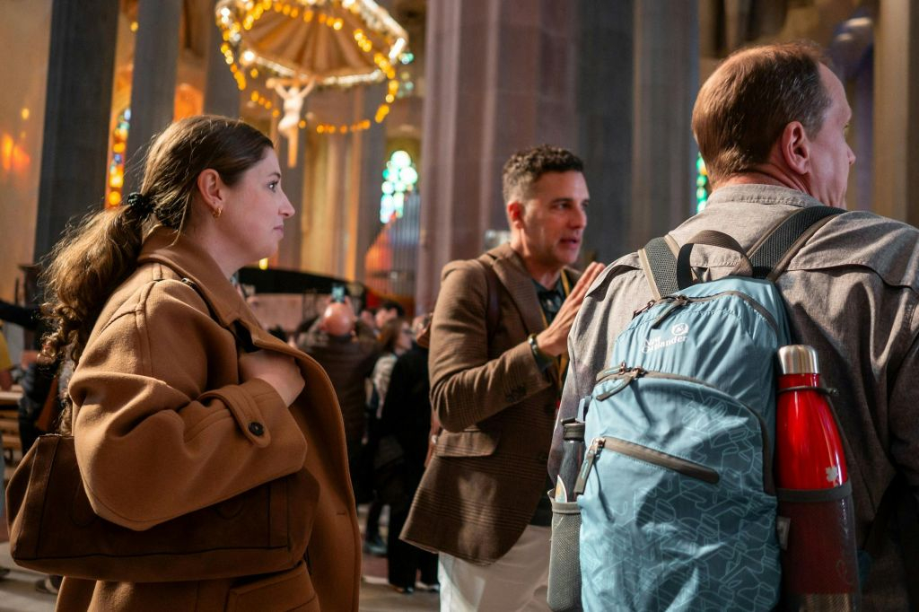 Sagrada Familia: Entrada sin colas + Visita guiada en grupo reducido + Acceso a la Torre de la Pasión