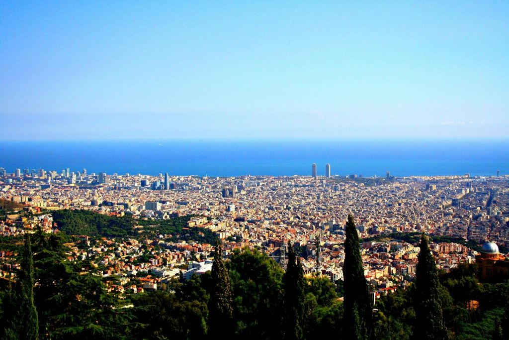 Barcelona: Visita guiada + Entrada sin colas para la Sagrada Familia y el Parque Güell