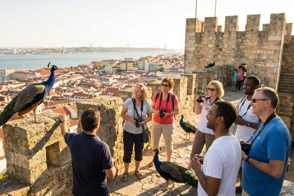 Lisboa: Visita guiada a pé + Bilhete de entrada no Castelo de São Jorge