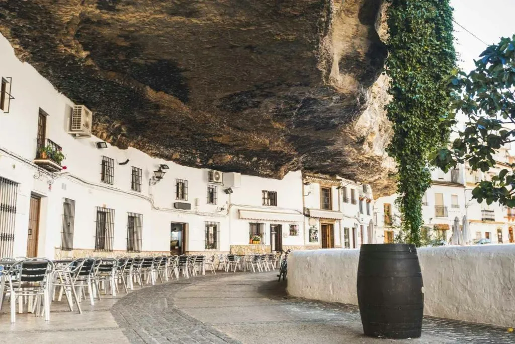 Ronda y Setenil de las Bodegas: excursión de un día desde Málaga + visita guiada opcional