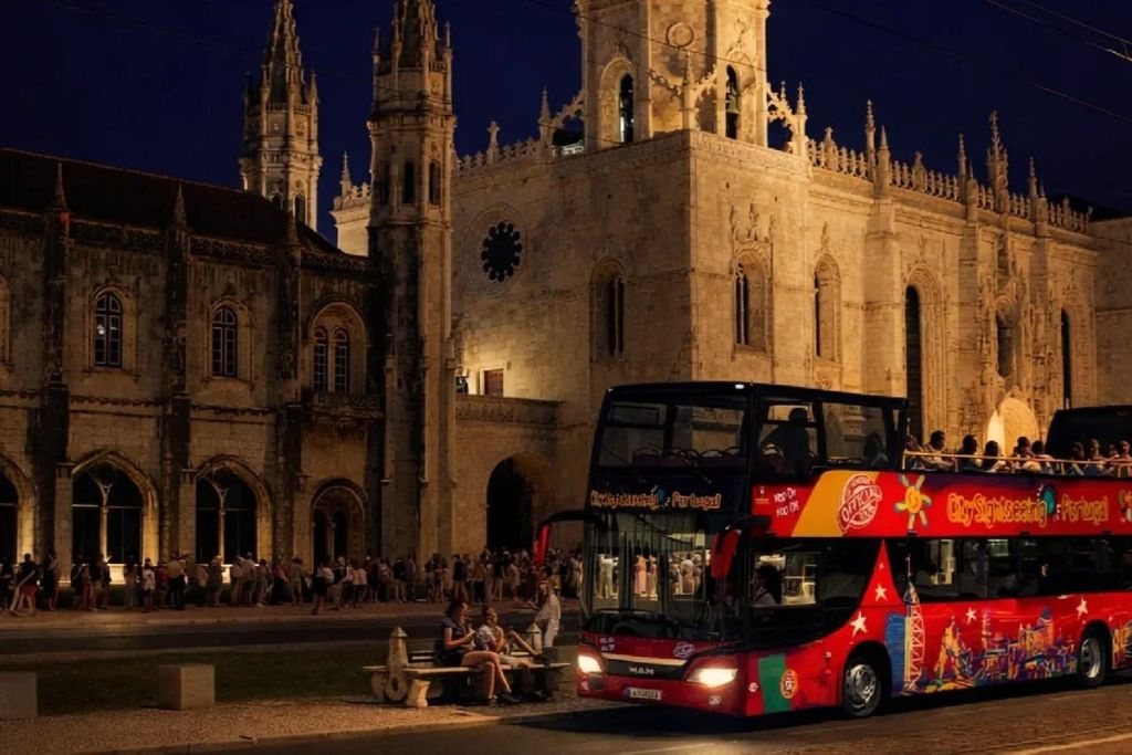 City Sightseeing Lisboa: Passeio de autocarro «Hop-on Hop-off» de 48 horas + bilhete de entrada no jardim zoológico