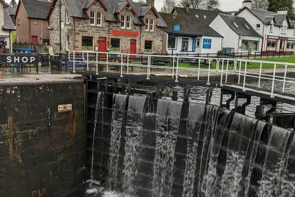 Scottish Highlands: Guided Tour from Inverness + Jacobite Steam Train Ticket