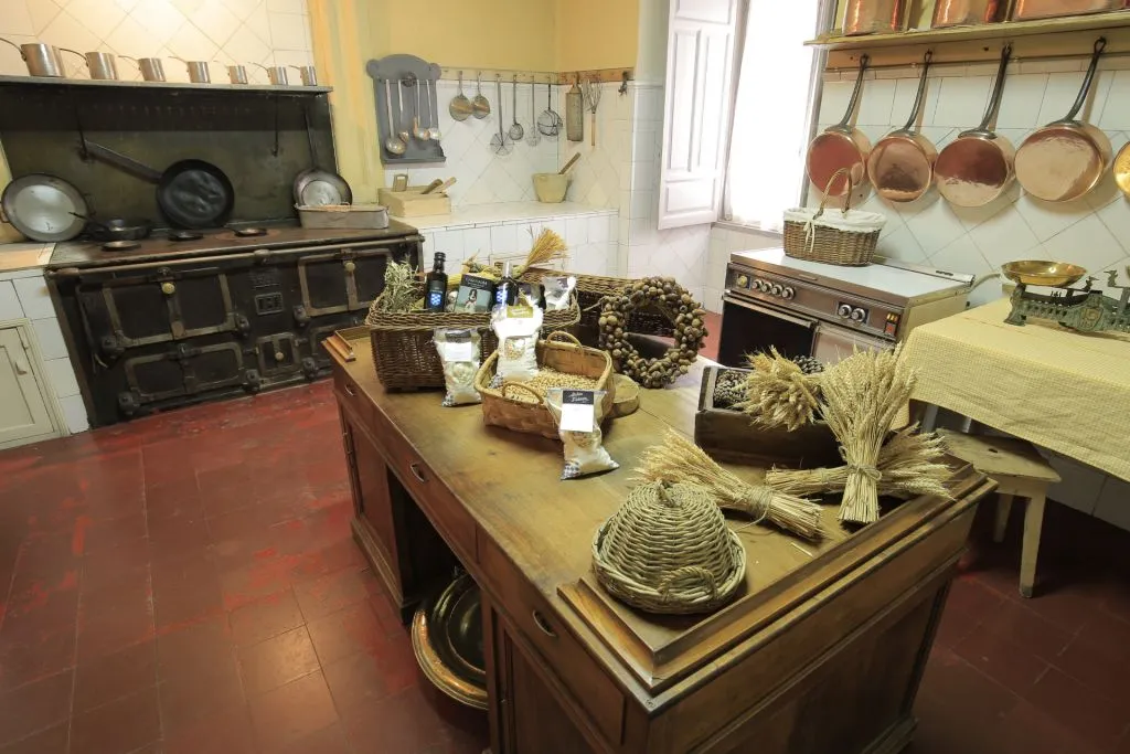 Monterrey Palace: Self Guided Audio Tour