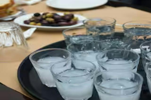 Athènes : visite gastronomique guidée à pied en petit groupe + dégustations