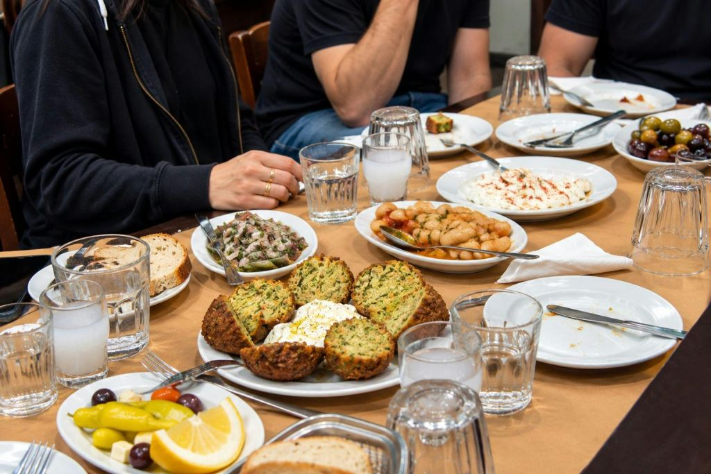 Athènes : visite gastronomique guidée à pied en petit groupe + dégustations