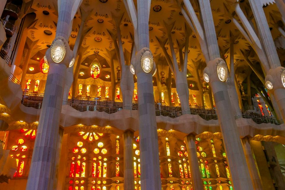 Sagrada Familia: Entrada sin colas + Tour guiado + Acceso a la Torre de la Pasión