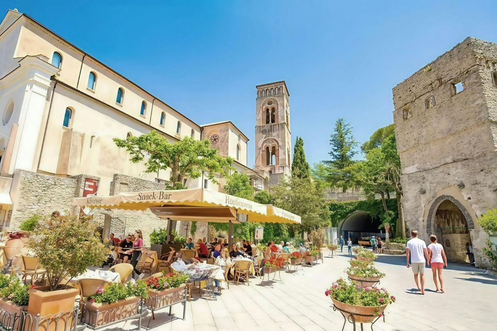Positano, Amalfi e Ravello: gita di un giorno da Napoli in minibus