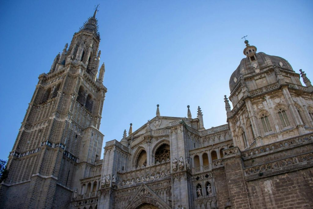 Toledo e Segóvia: Viagem de um dia saindo de Madri com entrada para o Alcázar de Segóvia