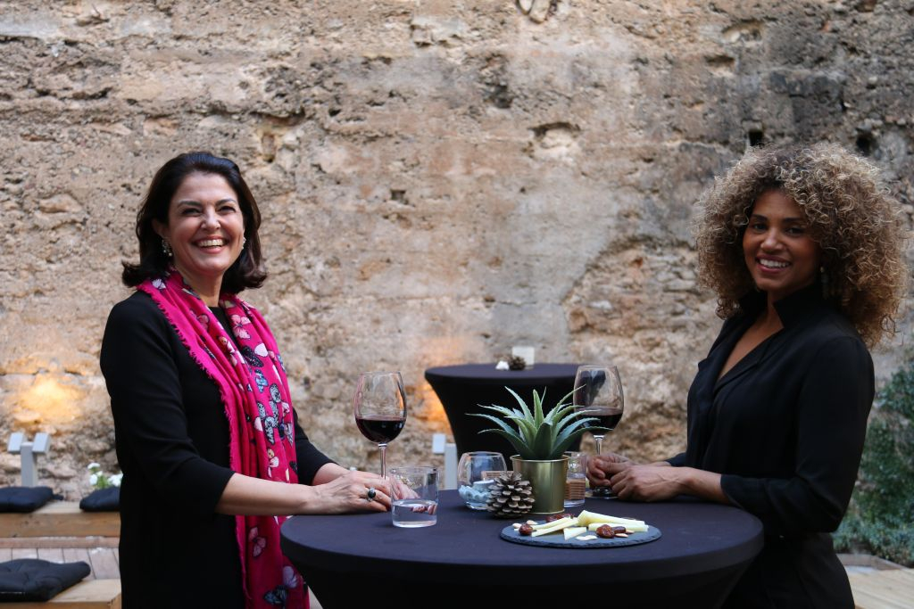 Valencia Old Town Tour with Wine & Tapas in an 11th-Century Historic Monument