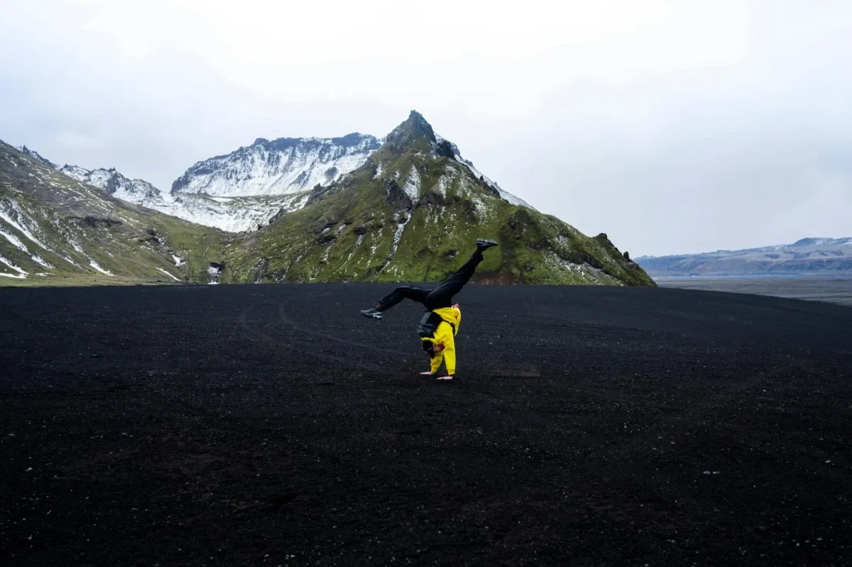 Katla Ice Cave: Small Group Guided Super Jeep Tour from Vík