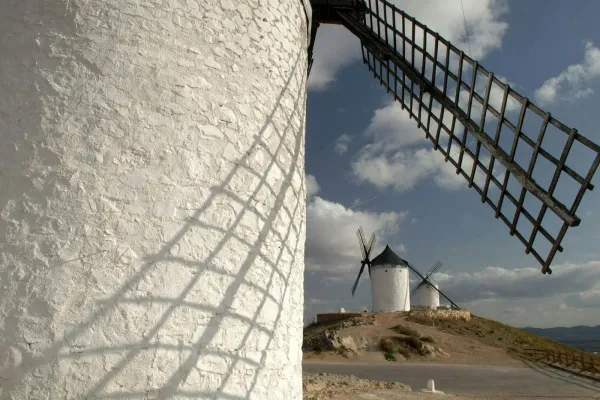 Toledo y los molinos de Don Quijote: excursión de un día desde Madrid