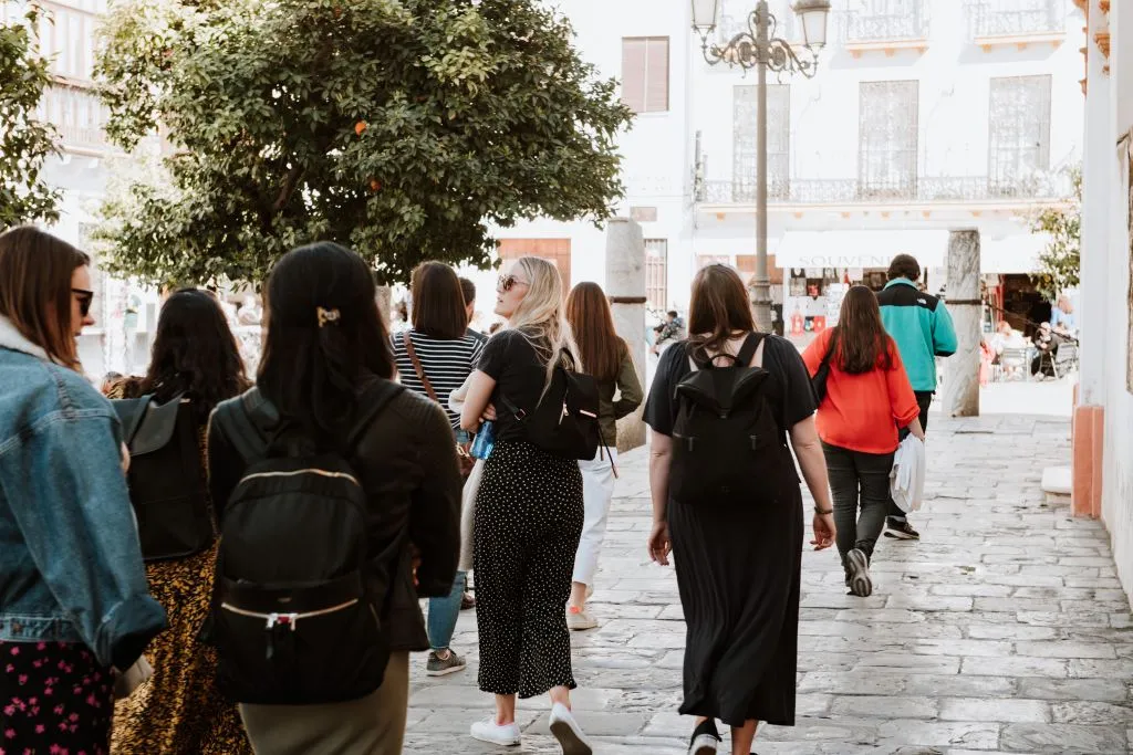 Tour of Seville's Jewish Quarter: Santa Cruz Neighborhood