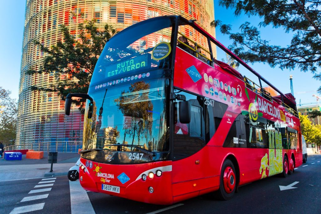 Barcelona City Tour bus & Crucero en Ecocatamarán