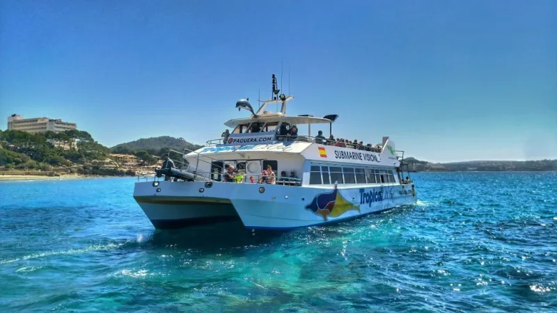 Santa Ponsa: Crucero y barco con fondo de cristal al Puerto de Andratx