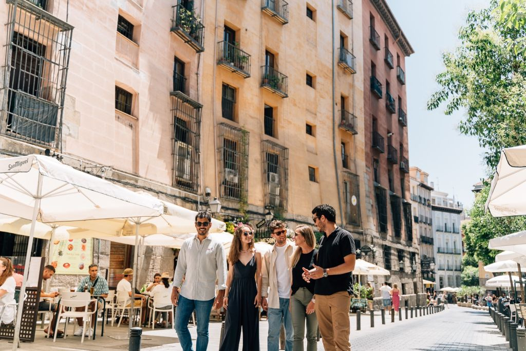 Tour gastronomico di Madrid: Tapas, vino e tetti
